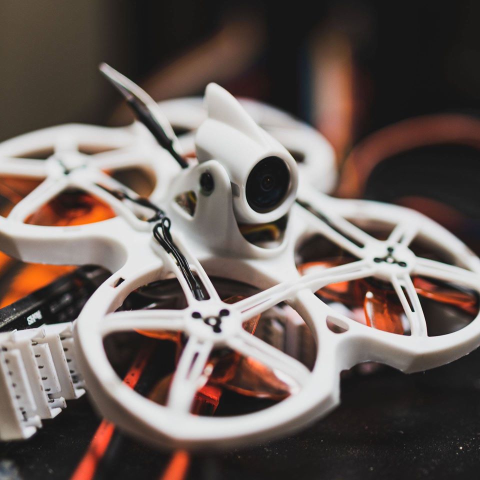 Emax Tinyhawk II 2 RTF FPV Rac - Drone Cinematic incelemesi ve fiyatı